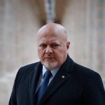 国际刑法院检察官被爆性丑闻，主动请假接受调查，曾通...-博彩白嫖网-白嫖社区-白嫖论坛